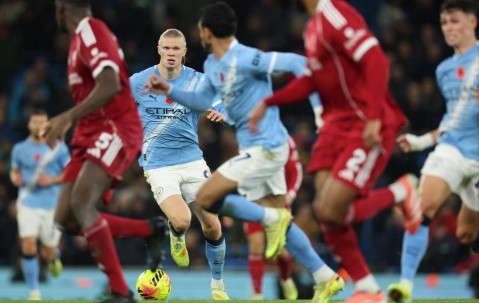 剧本改了？曼城新年喜提三连平，连丢6分后目送枪手越跑越欢