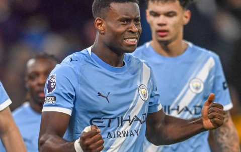 英超积分榜：曼城重返胜利轨道 曼联若成功阻击阿森纳进前四