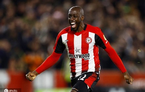 布伦特福德前锋维萨加盟纽卡斯尔联
        
    布伦特福德前锋维萨加盟纽卡斯尔联