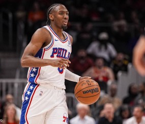 马克西遭遇右手无名指扭伤 将缺席接下来两场比赛