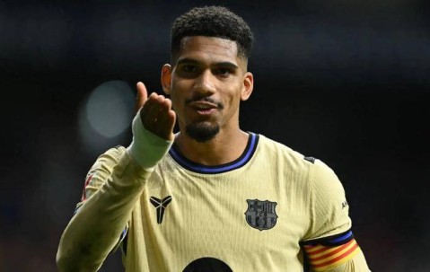 欧冠惊天惨案！切尔西3球被吹仍3-0血洗，英超完爆西甲真相曝光